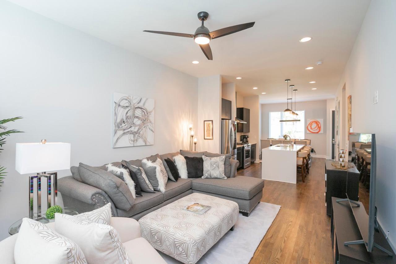 Luxury Townhome Skyline Views Mins To Dt Nashville Exterior photo