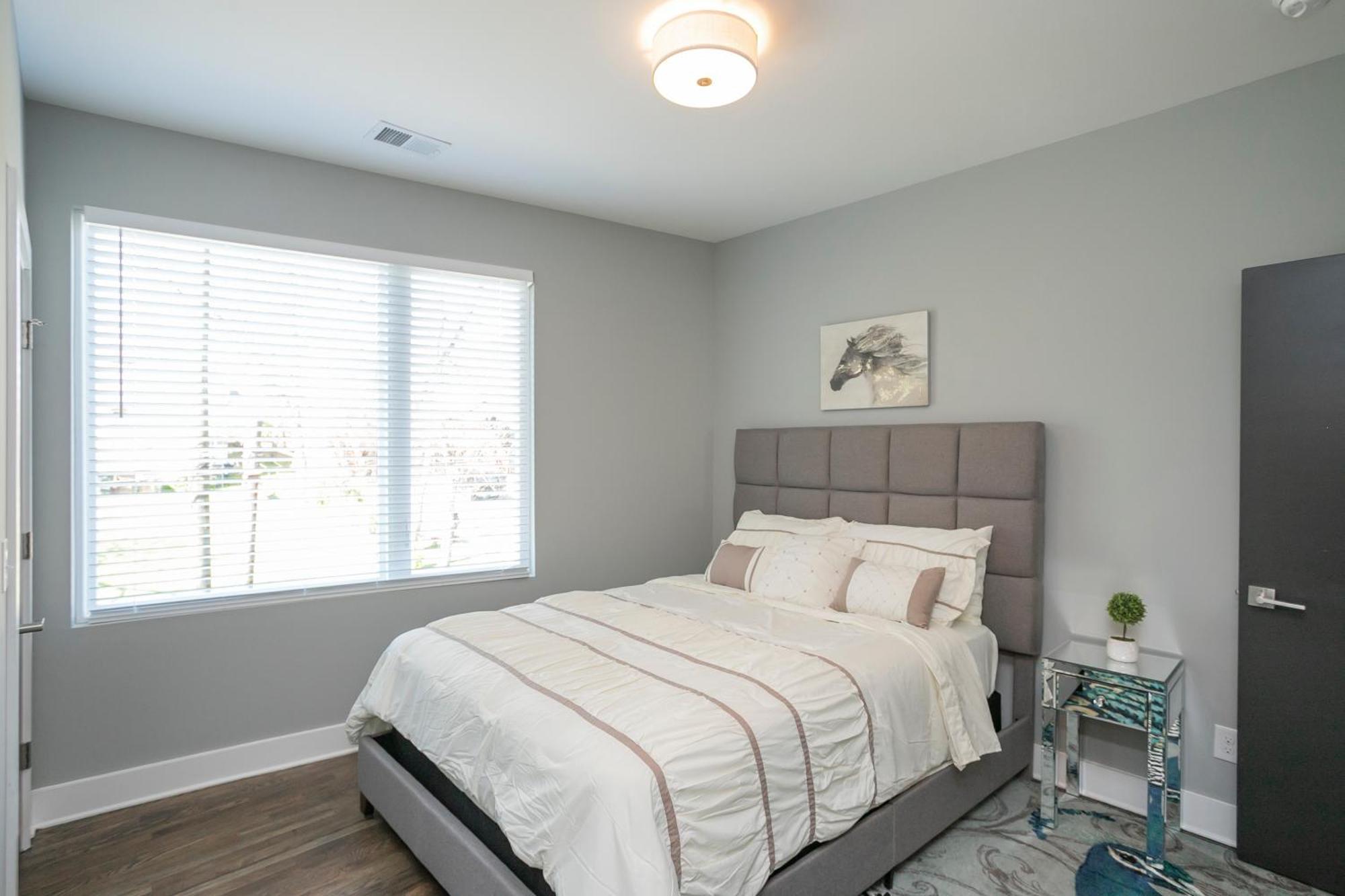 Luxury Townhome Skyline Views Mins To Dt Nashville Exterior photo