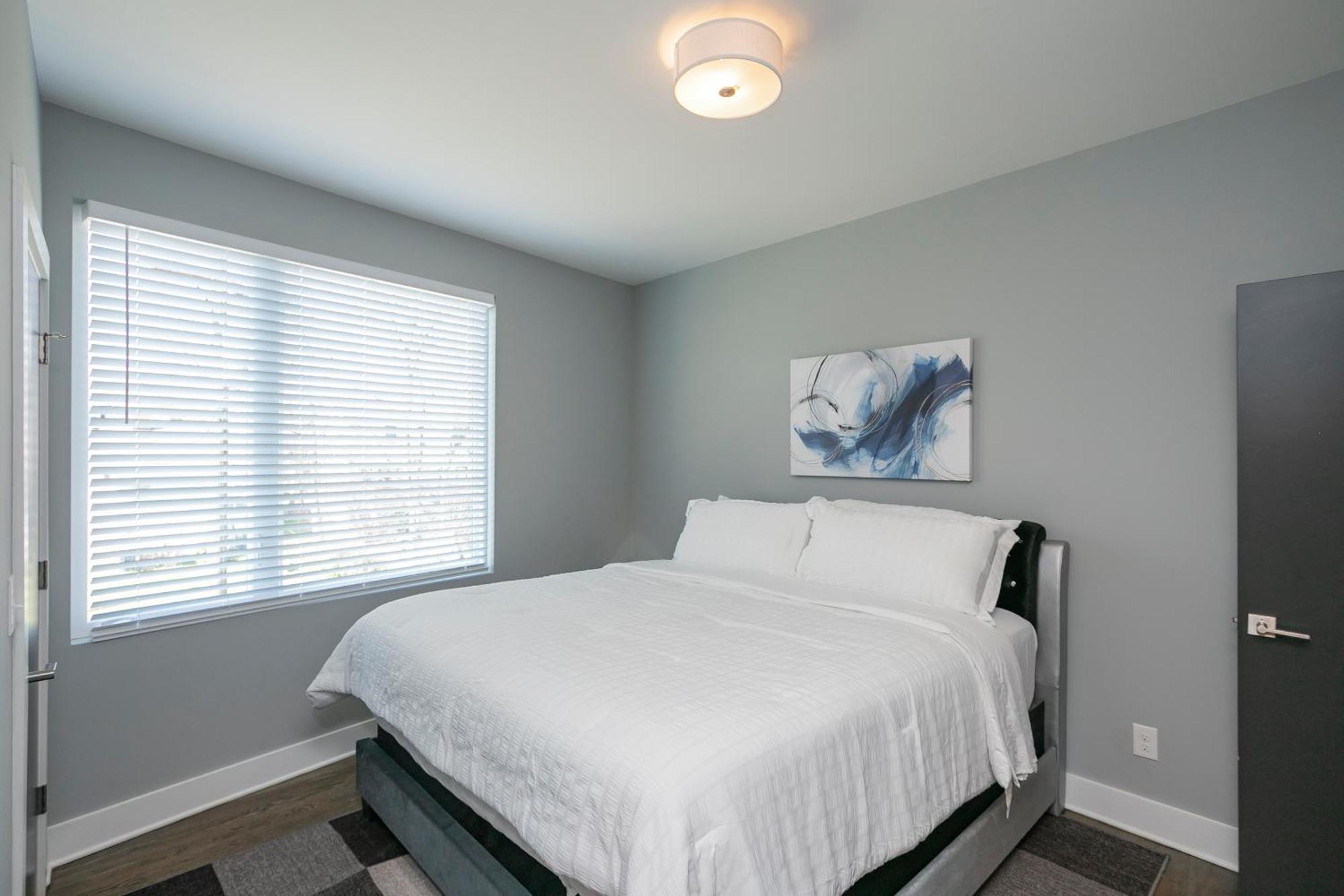 Luxury Townhome Skyline Views Mins To Dt Nashville Exterior photo